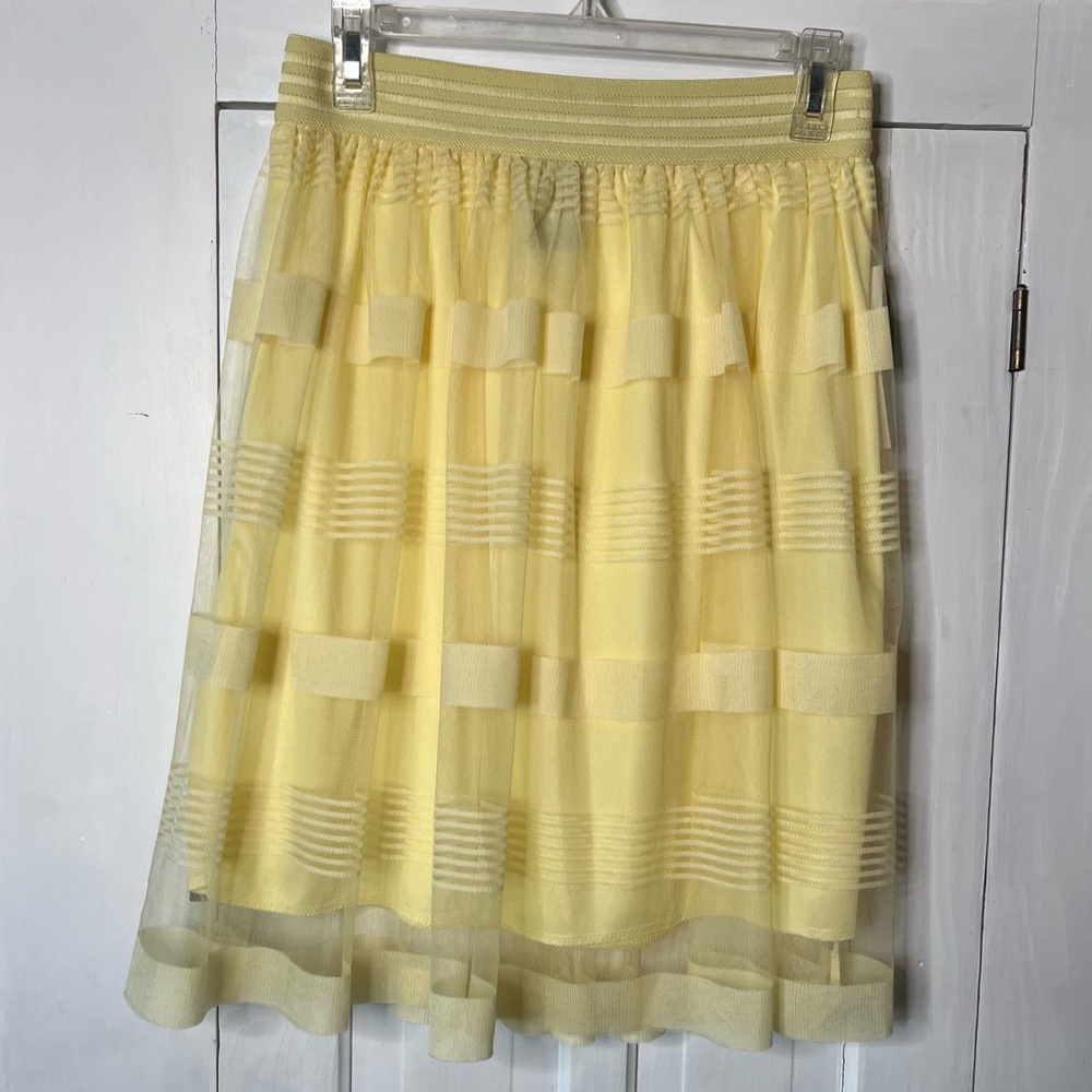 NEW Metrowear Women's Yellow Striped Skirt Lightweight Size Large Petite NYC USA